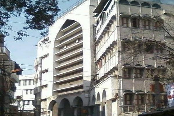 Centre opposes reopening of Nizamuddin Markaz for public entry before the Delhi High Court, states property part of ongoing investigation Centre opposes reopening of Nizamuddin Markaz for public entry before the Delhi High Court, states property part of ongoing investigation